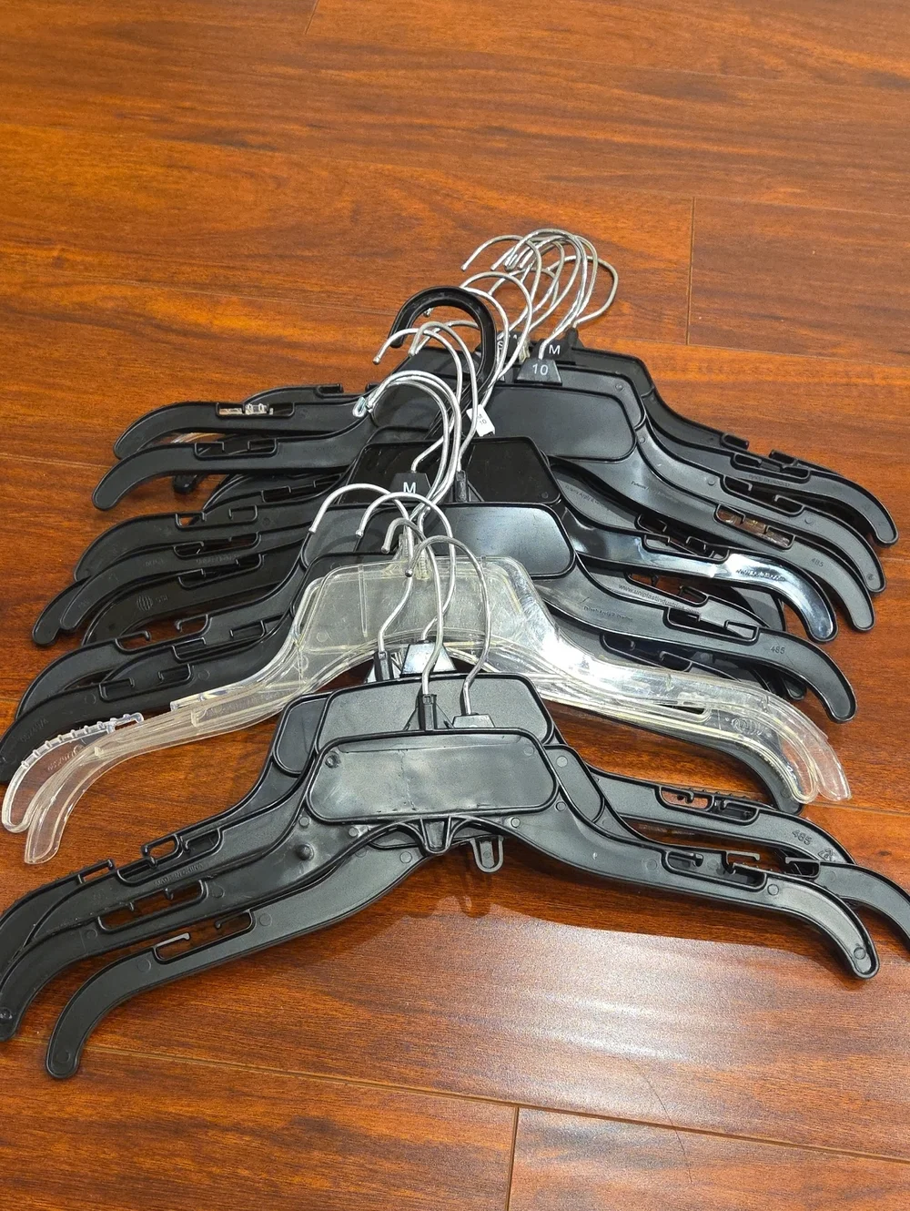 Bundle of 20 Hangers